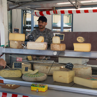 marché    103