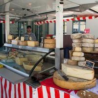 marché    105