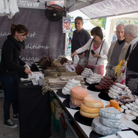 marché    75