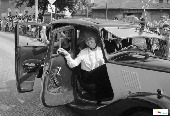 voiture dame