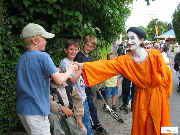 102-0281_img