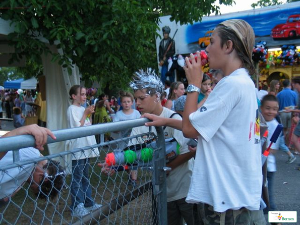 100-0082_img