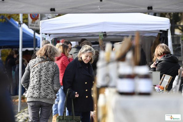 Marché de Noël à Lully 2019
Photo Alain Grosclaude 
Mention Obligatoire
Reproduction Interdite