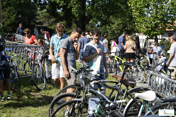 Marché Bernex / Bourses aux vélo 2019
Photo Alain Grosclaude 
Mention Obligatoire
Reproduction Interdite