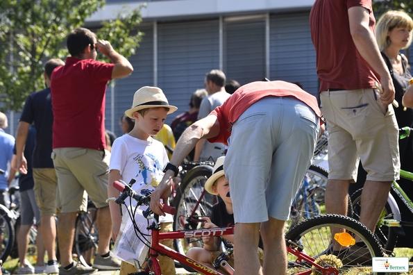 Marché Bernex / Bourses aux vélo 2019
Photo Alain Grosclaude 
Mention Obligatoire
Reproduction Interdite