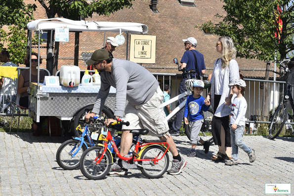 Marché Bernex / Bourses aux vélo 2019
Photo Alain Grosclaude 
Mention Obligatoire
Reproduction Interdite